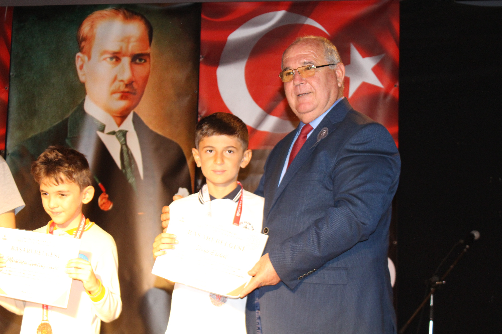 10 KASIM ATATÜRK'Ü ANMA GÜNÜ