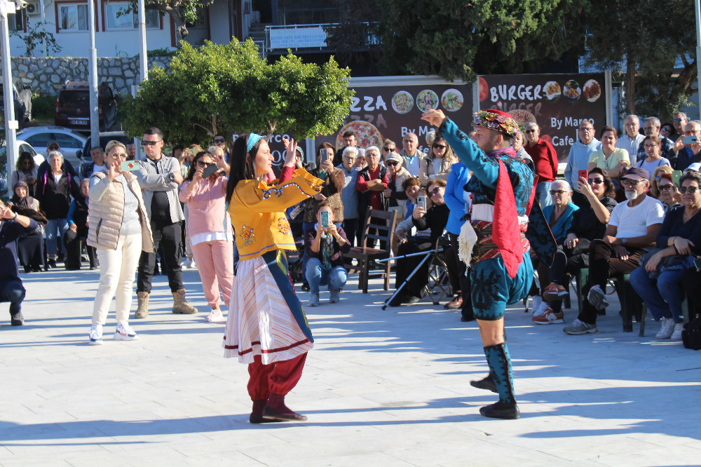 DATÇA ŞARKILARI TANITIM ETKİNLİĞİ