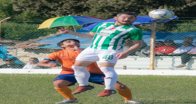 19 MAYIS ATATÜRK KUPASI ERGÜN KARA FUTBOL TURNUVASININ YARI FİNAL MAÇI YAPILDI