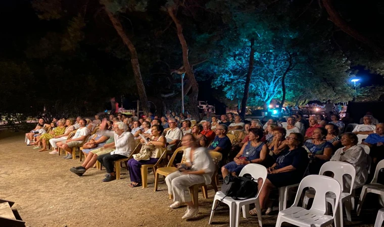 DATÇA'DA "EVLERİNİN ÖNÜ" TANITIM FİLMİNE YOĞUN İLGİ