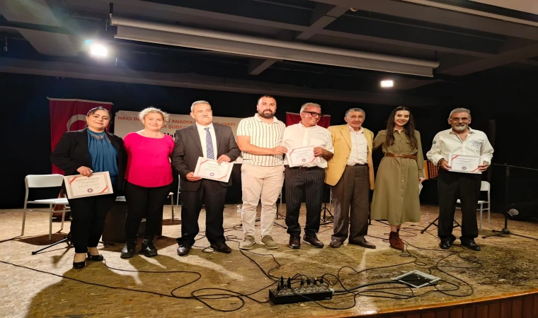 AŞIK MAHZUNİ ŞERİF İÇİN ANMA ETKİNLİĞİ DÜZENLENDİ
