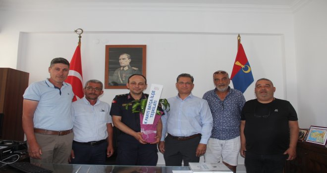 AK PARTİ İLÇE TEŞKİLATINDAN JANDARMA TEŞKİLATINA ZİYARET