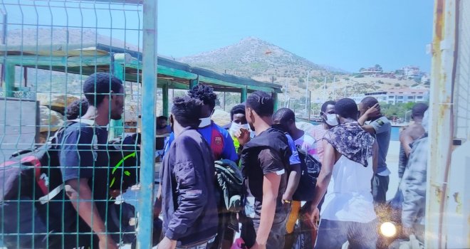 DATÇA'DA 41 GÖÇ­MEN BAT­MAK ÜZE­REY­KEN SON ANDA KUR­TA­RIL­DI