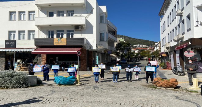 Dat­ça­lı öğ­ren­ci­ler­den ‘Muğla, mavi olsun' "Mavi kal Datça"et­kin­li­ği