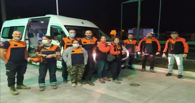 İZMİR İÇİN TEK YÜREK