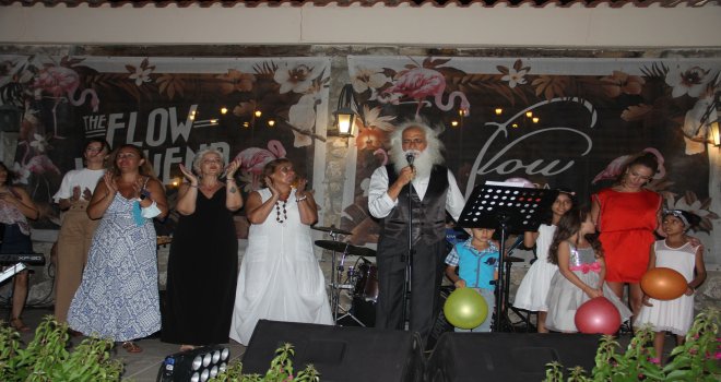 Sa­nat­çı Suavi'den 