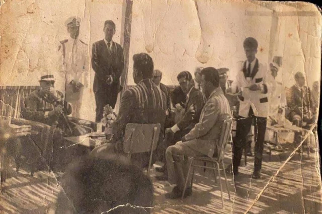 GEÇMİŞ ZAMAN OLUR Kİ ..