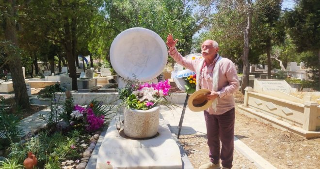  CAN YÜCEL MEZARI BAŞINDA ANILDI