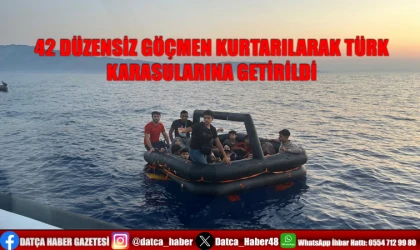 42 DÜZENSİZ GÖÇMEN KURTARILARAK TÜRK KARASULARINA GETİRİLDİ