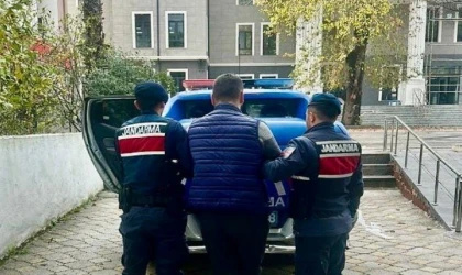4 AYRI SUÇTAN ARANIYORDU! YAKALANDI