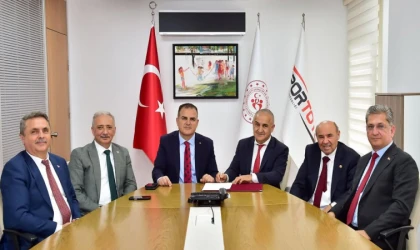 BELDİBİ FUTBOL SAHASI YENİLENİYOR