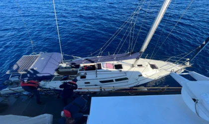 DATÇA'DA 5’İ ÇOCUK 22 KAÇAK GÖÇMEN YAKALANDI