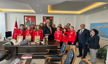 Kaymakam Murat Atıcı Şampiyon Sporcularla Bir Araya Geldi