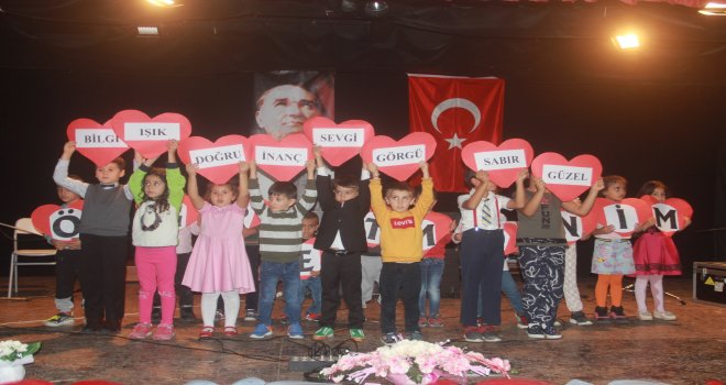 24 KASIM ÖĞ­RET­MEN­LER GÜNÜ ÇEŞİTLİ ETKİNLİKLER­LE KUT­LAN­DI