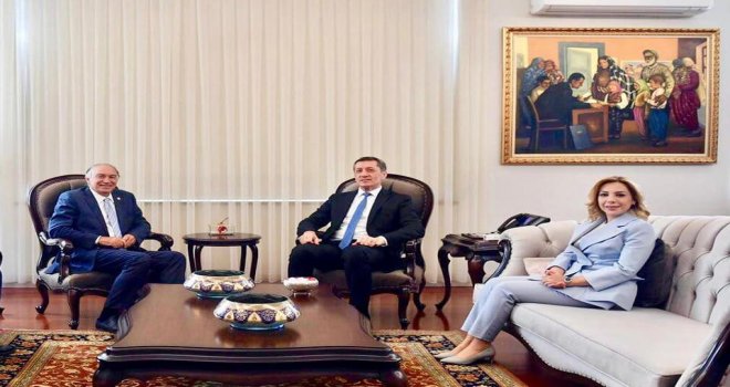 AK PARTİ MUĞLA MİL­LET­VE­KİL­LE­Rİ DEMİR VE GÖK­CAN DATÇA'YA OKUL MÜJ­DE­Sİ