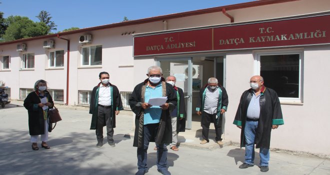 ‘’BARİKATLAR AVUKATLARI DURDURAMAZ’’ AÇIKLAMASI