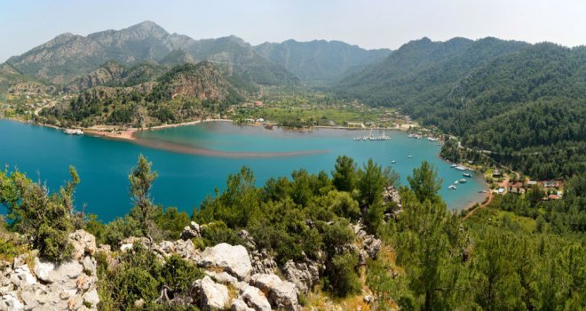 BİSİKLET VE YÜ­RÜ­YÜŞ YOL­LA­RI ROTALARI YENİDEN BELİRLENDİ