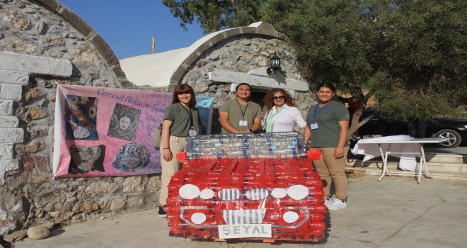 ÇEVREYİ KİRLETEN ATIKLAR SANAT’A DÖNÜŞTÜ -Lise Öğrencileri Atık Pet Şişelerden Otomobil Maketi Yaptı