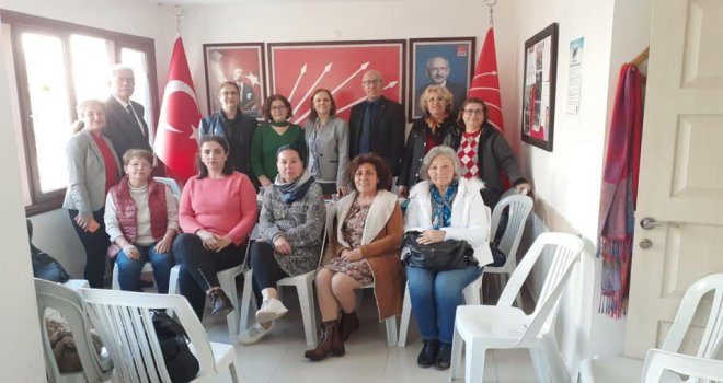 CHP KADIN KOLLARINDANİ ''8 MART DÜNYA EMEKÇİ KADINLAR GÜNÜ AÇIKLAMASI