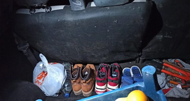 DATÇA JAN­DAR­MA­SI TEKNE MO­TO­RU HIR­SIZ­LA­RI­NI ELİYLE KOY­MUŞ GİBİ YA­KA­LA­DI