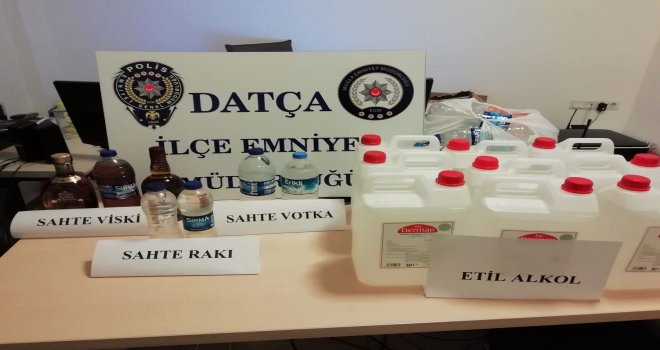 DATÇA'DA KAÇAK İÇKİ ELE GE­Çİ­RİL­Dİ ! (HABER - Sebiha ARSLAN)