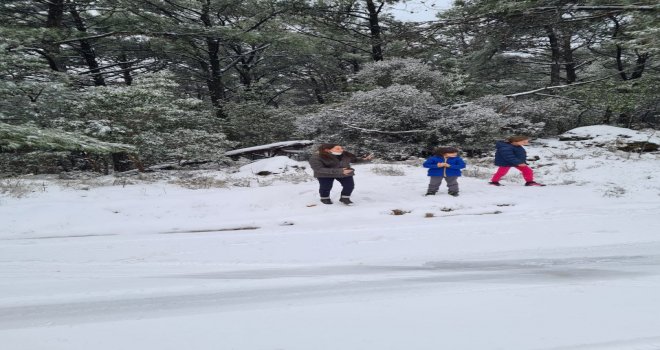 Datça’nın yüksek kesimlerindeki dağlara kar yağdı