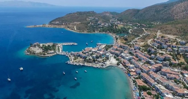 EŞSİZ KOY­LAR MİLYON­LUK,YAT­LA­RI AĞIR­LI­YOR