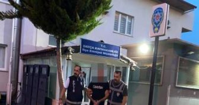 OTEL ODASINDA HIR­SIZ­LIK İDDİASIY­LA GÖ­ZAL­TI­NA ALI­NAN ZANLI TU­TUK­LAN­DI