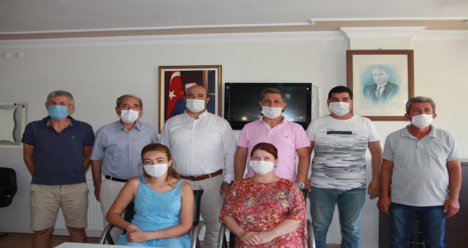 DATÇA AK PARTİ'DEN BASIN AÇIKLAMASI.İSTEYEN İSTEDİĞİ SAHİLİ ÜCRETSİZ KULLANABİLİR! 