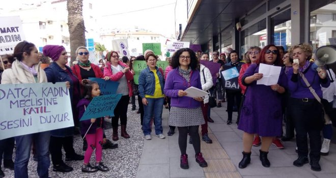 KA­DIN­LAR GÜNÜ DATÇA 'DA DOLU DOLU GEÇTİ