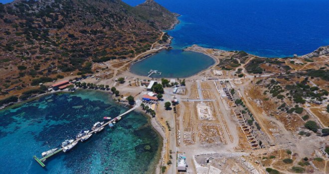 KNİ­DOS ANTİK KENTİ'NDE Dört yeni Emevi Kitabesi bulundu 