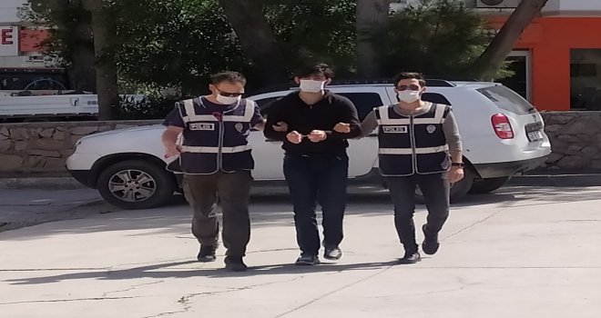 Lise öğrencisinden büyük dolandırıcılık!