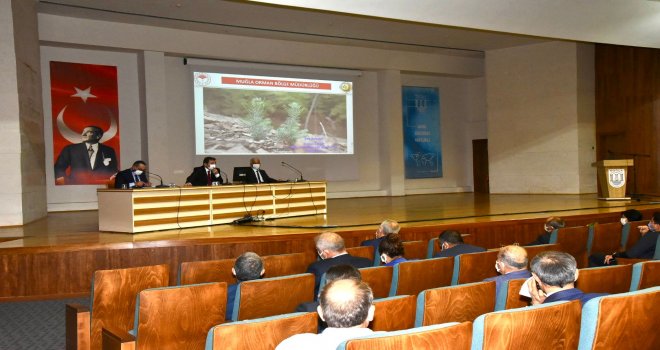 Muğla İl Ko­or­di­nas­yon Ku­ru­lu Top­lan­tı­sı Vali Orhan Tavlı Baş­kan­lı­ğın­da ya­pıl­dı