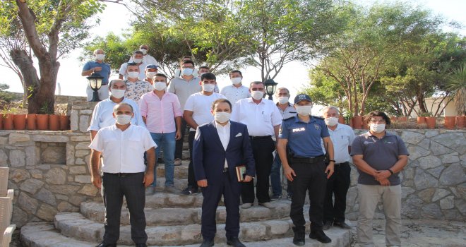 MUH­TAR­LAR TOP­LAN­TI­SI YA­PIL­DI