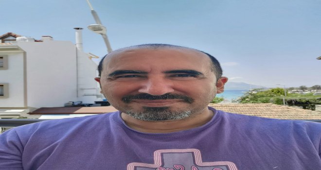 OSMAN AKIN 2020'NİN EN BAŞARILI SOSYAL MEDYA YÖNETİCİSİ SEÇİLDİ.