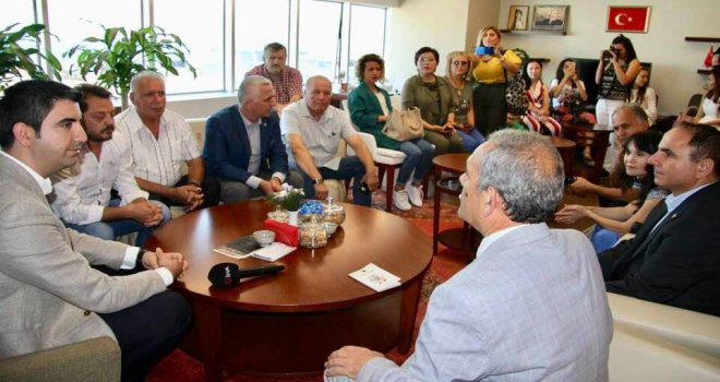 TGF GENEL BAŞ­KA­NI YIL­MAZ KA­RA­CA İSTAN­BUL'DAN SES­LENDİ“TEDBİR ALIN­MAZ­SA BU YIL İÇİNDE 200 GA­ZE­TE KA­PA­NABİLİR”