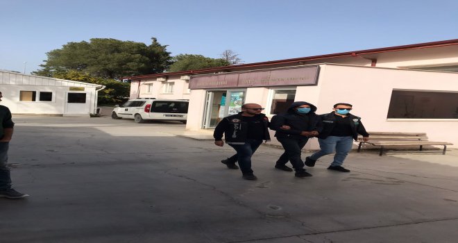 UYUŞ­TU­RU­CU OPE­RAS­YO­NUN­DA 1 KİŞİ TU­TUK­LAN­DI